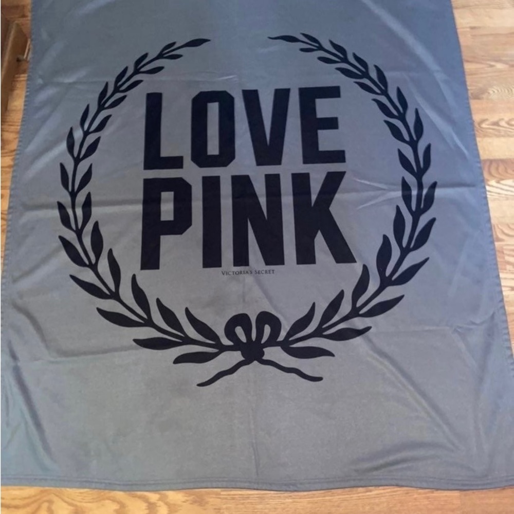 Victoria’s Secret PINK Blanket